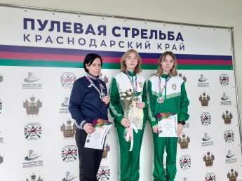 Воспитанницы БУ ДО ОО «СШОР №1» — на пьедестале этапа Кубка России в Краснодаре!