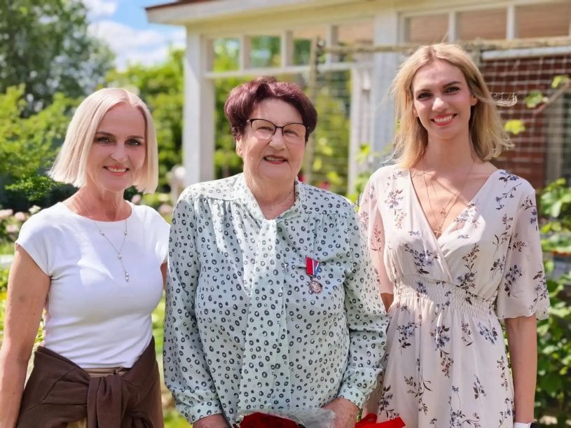 Вчера свой 85-летний юбилей отметила выдающийся тренер, легенда орловской лёгкой атлетики, Почётный гражданин Орловской области Валентина Николаевна Тихомирова!